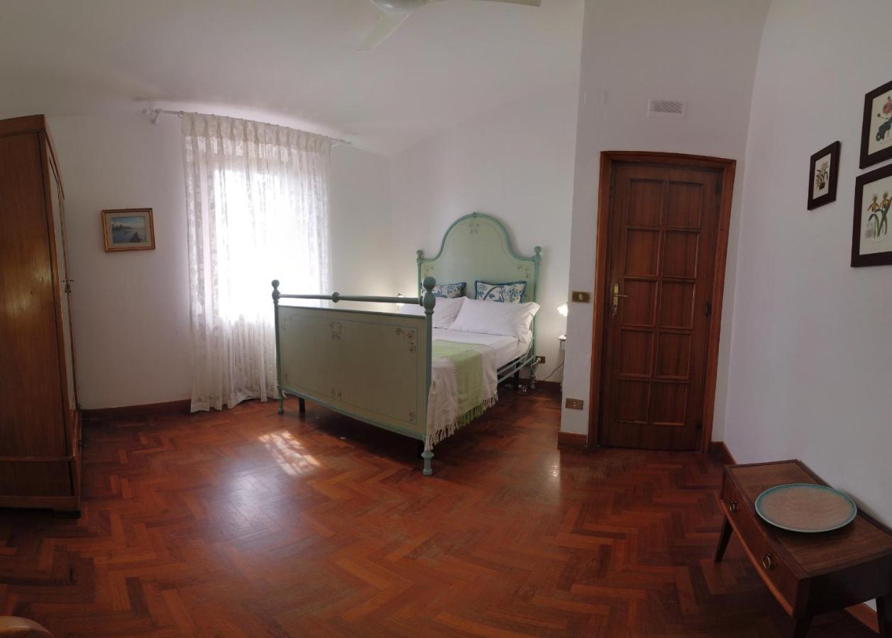 Casa Del Pino Panzió Borgo a Buggiano Kültér fotó