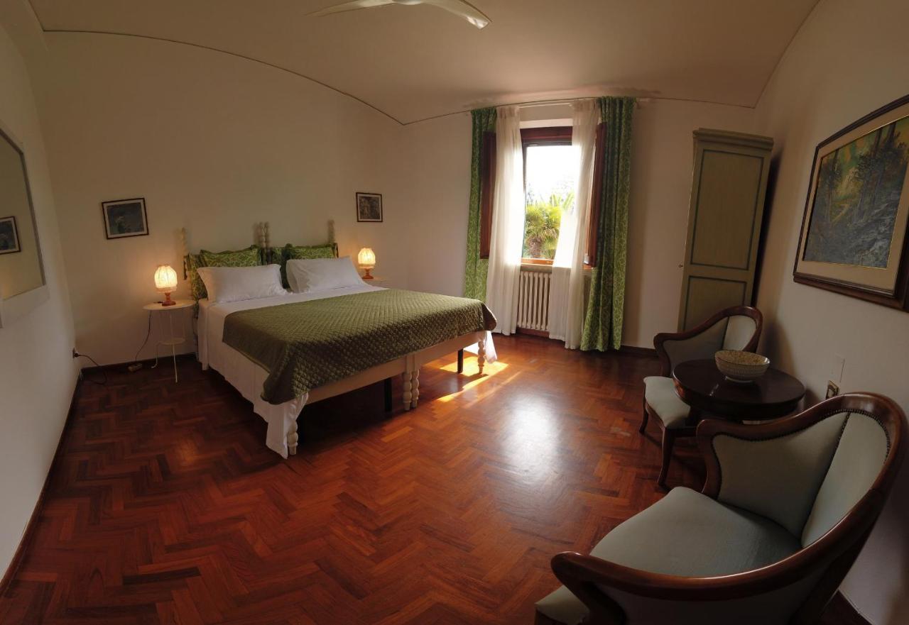 Casa Del Pino Panzió Borgo a Buggiano Kültér fotó