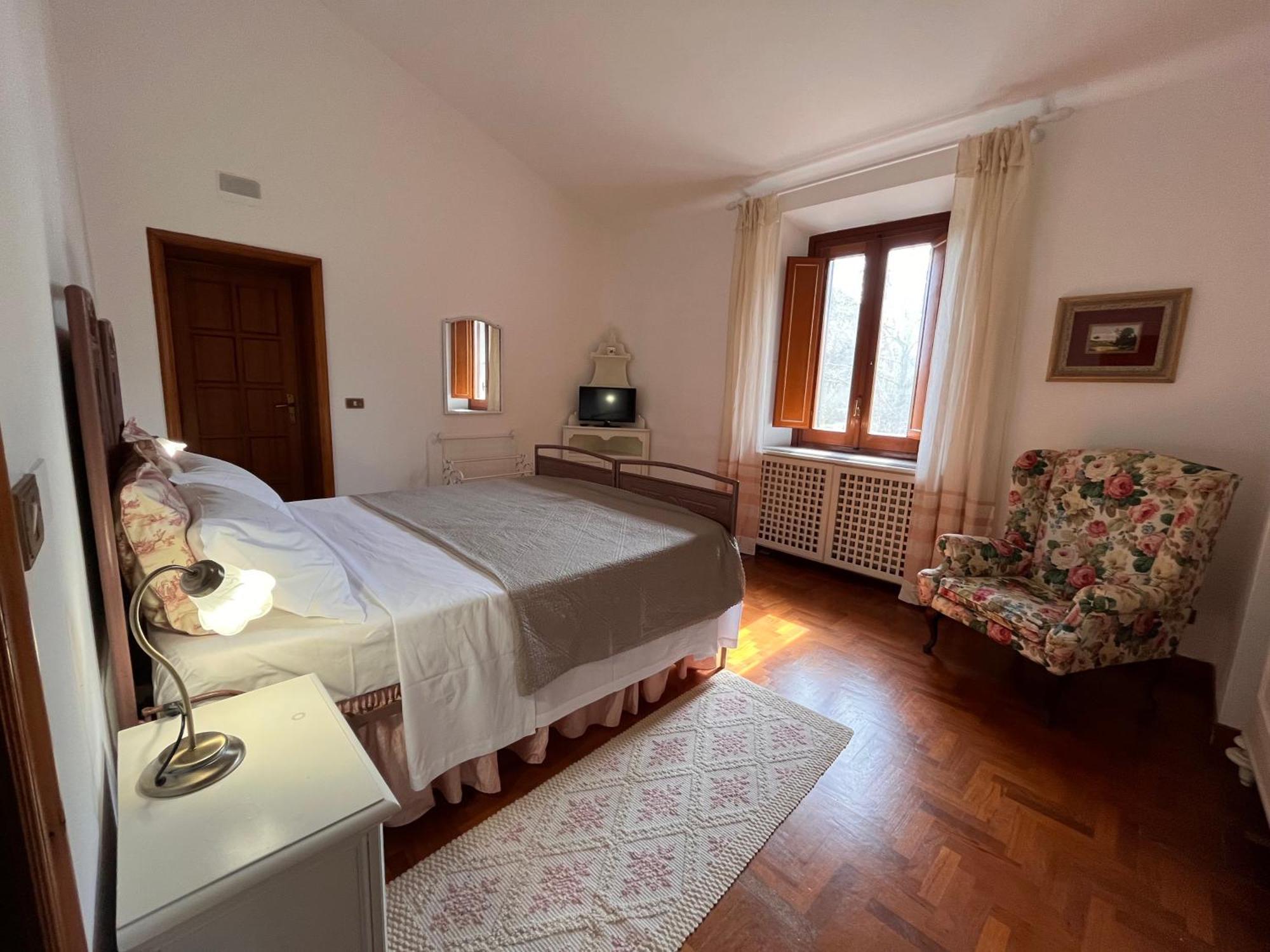 Casa Del Pino Panzió Borgo a Buggiano Kültér fotó