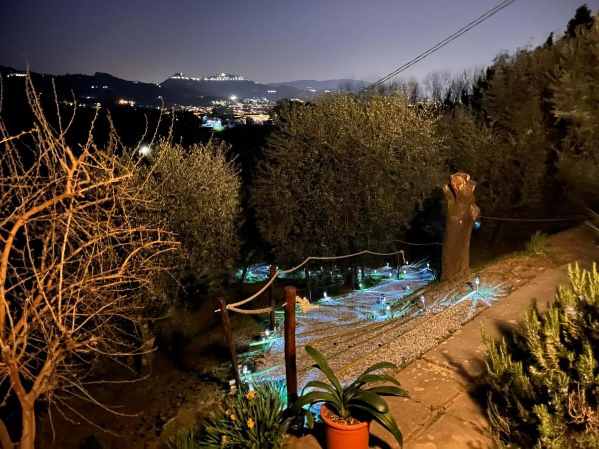 Casa Del Pino Panzió Borgo a Buggiano Kültér fotó